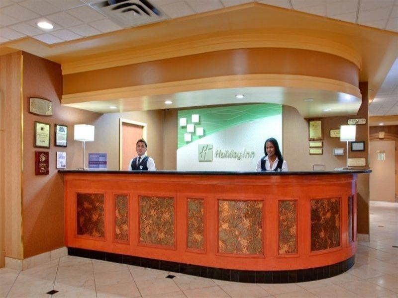 Holiday Inn Calgary Airport By Ihg Beltér fotó